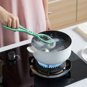 How to remove the smell of the silicone kettle